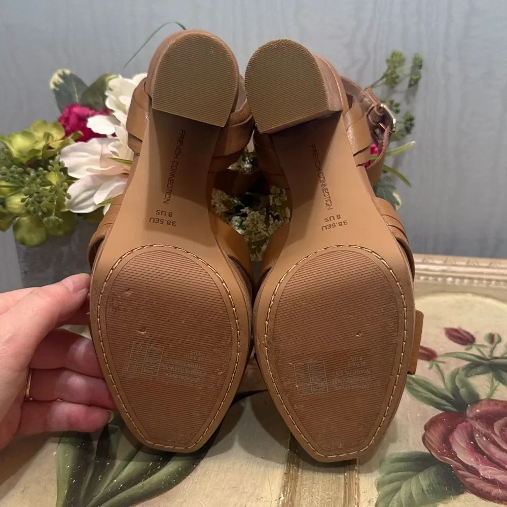 French Connection Gilda Safari Sand Platform Sandals Neutral Sz 8